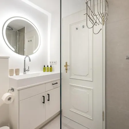 Apartment Schuetze Og